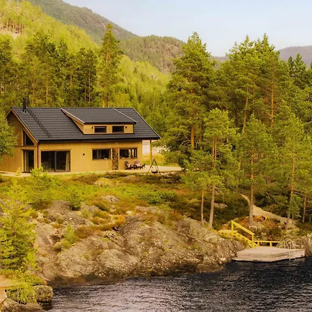 House Sundsoy With Jacuzzi & Sauna